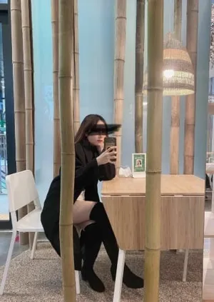 22岁女孩呼吁殴打